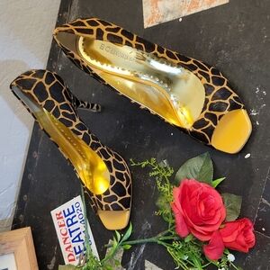 BCBGIRLS Leather Animal Hair Printed Giraffe Open Toe Heel 9